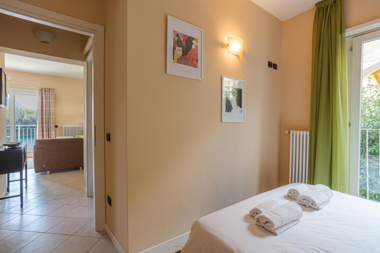Lake Como Apartment With Balcony And Private Parking Ossuccio Buitenkant foto