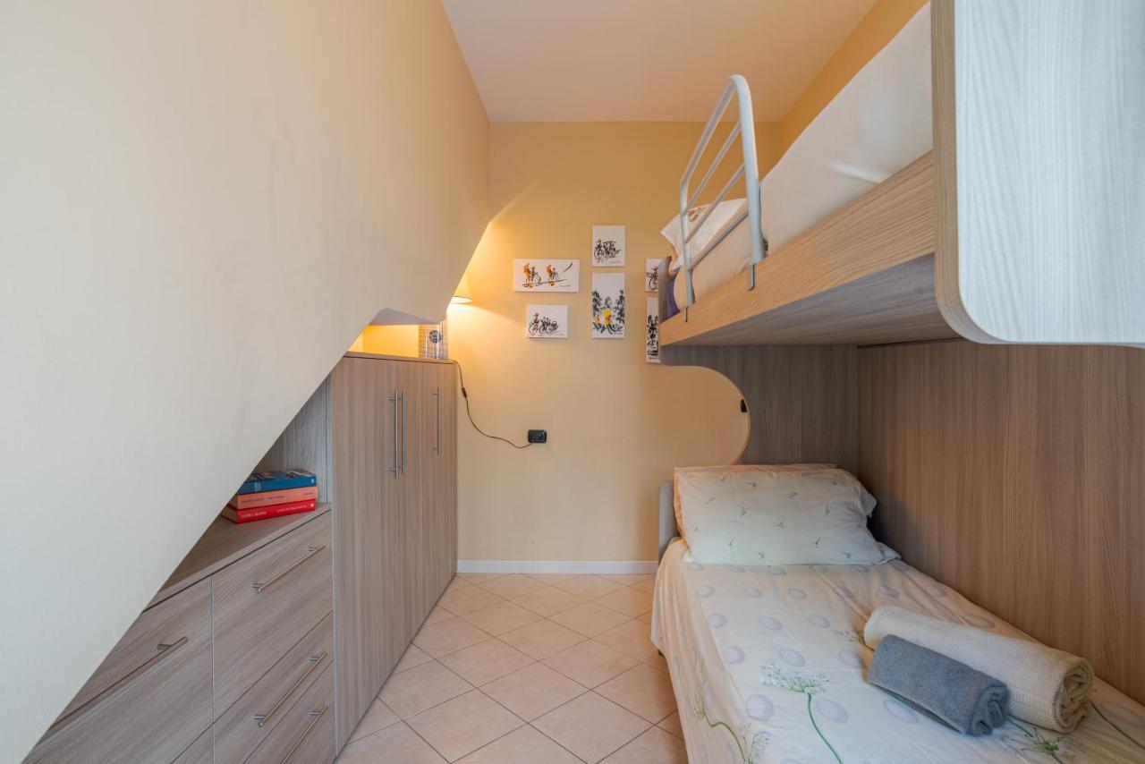 Lake Como Apartment With Balcony And Private Parking Ossuccio Buitenkant foto